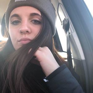 Meet your Posher, Madelyn